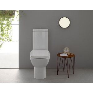 Sanitari Daily monoblocco cm. 65x37 con sedile sottile a chiusura tradizionale di Ceramica Globo