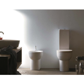 Sanitari M2 monoblocco con sedile softclose cm. 65 di Ceramica Galassia