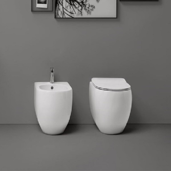 Sanitari Flo filomuro scarico traslato senza brida cm. 52x36 con sedile slim chiusura softclose di Ceramica Kerasan