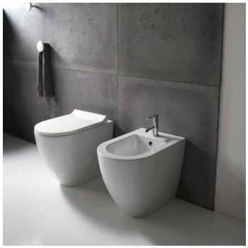 Sanitari Dream filomuro scarico traslato cm. 56x36 con sedile slim softclose con sgancio rapido di Ceramica Galassia