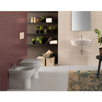 Sanitari Grace filomuro cm. 52x36 con sedile a chiusura tradizionale di Ceramica Globo