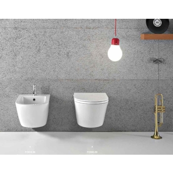 Sanitari Forty3 sospesi con sedile a chiusura tradizionale di Ceramica Globo
