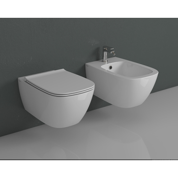 Sanitari Genesis sospesi scarico senza brida cm. 55x36 con sedile sottile softclose di Ceramica Globo