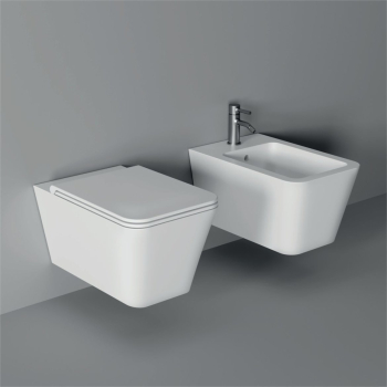 Sanitari Hide Square sospesi senza brida cm. 55x35 con sedile sottile standard di Ceramica Alice