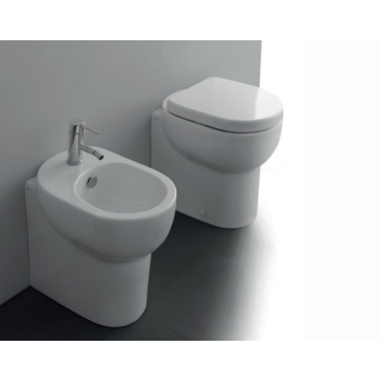 Sanitari M2 filomuro cm. 50x35 con sedile avvolgente softclose di Ceramica Galassia