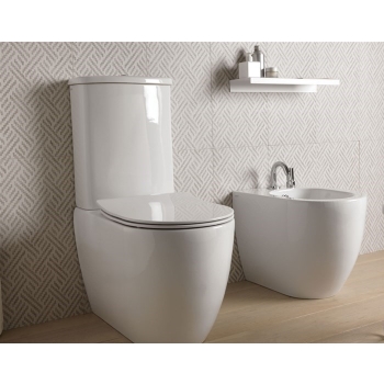 Sanitari Like monoblocco senza brida con sedile sottile softclose cm. 69 di Ceramica GSG