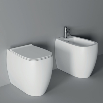 Sanitari Nur filomuro senza brida cm. 55x45 con sedile sottile softclose di Ceramica Alice